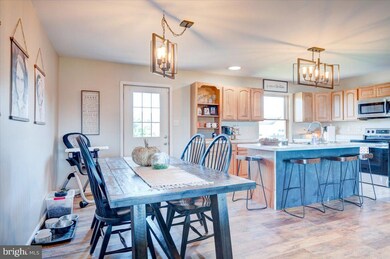 1153 Jason Dr, Greencastle, PA 17225 - photo 7