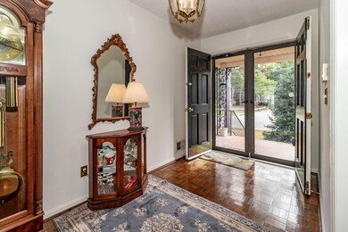9-web-or-mls-2725 INGLESIDE DR (c)-1779