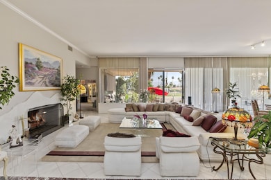 007_Living Room