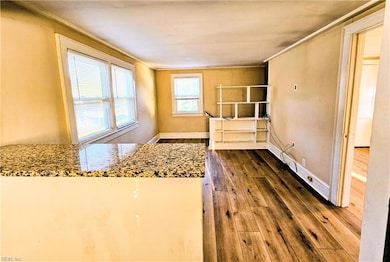 1517 Kerrey Ave unit 1/2, Norfolk, VA 23502 - photo 2