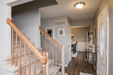 1004 Oakridge Dr, Maryville, IL 62062 - photo 5