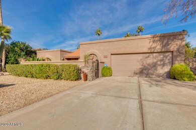 Double Car Garage!