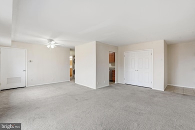 6230 Edsall Rd unit 403, Alexandria, VA 22312 - photo 4