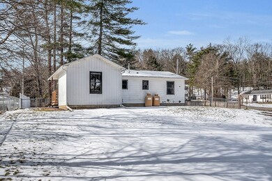 100 Oaklawn Ave, Orange, MA 01364 - photo 5