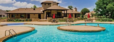 walking distance to oak trees pool, clubhouse, ten