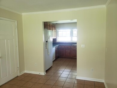 1707 Mcarthur St, Manchester, TN 37355 - photo 3