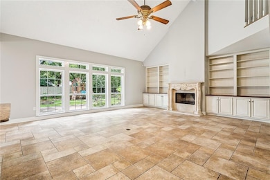 Living area (view from the kitchen)