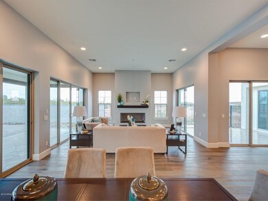 005_Casual DiningLiving Room