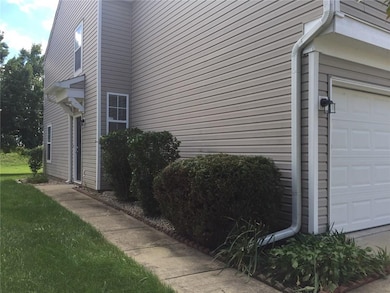 4549 Connaught Dr E, Plainfield, IN 46168 - photo 2