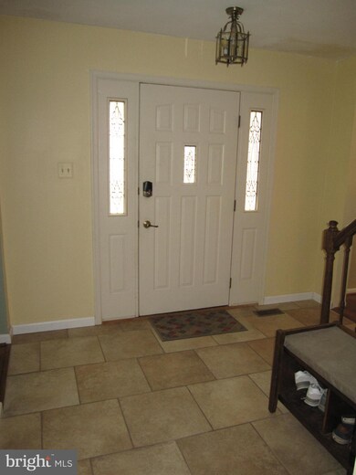 23 Dickens Square, Lutherville Timonium, MD 21093 - photo 5