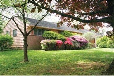 416 Flourtown Rd, Lafayette Hill, PA 19444 - photo 2