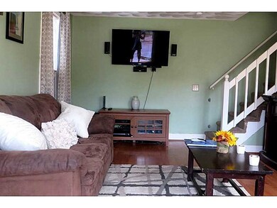 94 Logan St, Warwick, RI 02889 - photo 3