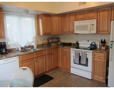 5 Sutton Place unit 5, Swampscott, MA 01907 - photo 7