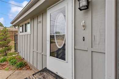 1701 NW 3rd St, Bentonville, AR 72712 - photo 2