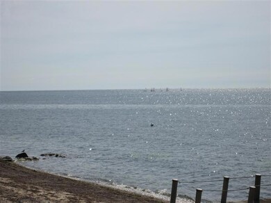 340 Surf Dr, Falmouth, MA 02540 - photo 5