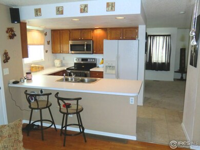 Open Kitchen w/ Updated Appls!