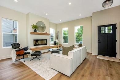 596 E Whittier St, Columbus, OH 43206 - photo 5