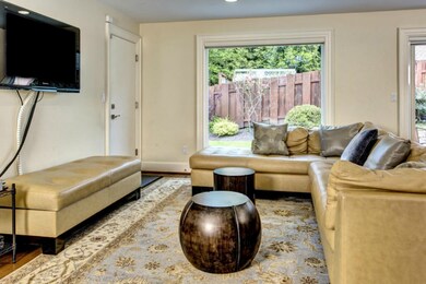 4030 92nd Ave SE, Mercer Island, WA 98040 - photo 2