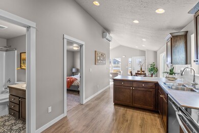 2507 NW Teak Ave unit 84, Redmond, OR 97756 - photo 5