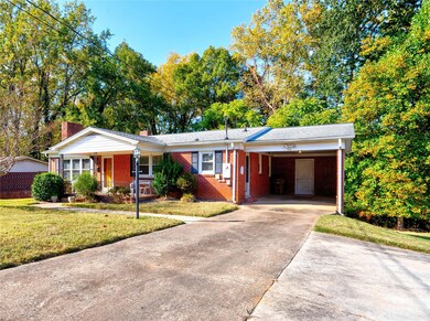 1402 Beverly Ave, Shelby, NC 28152 - photo 2