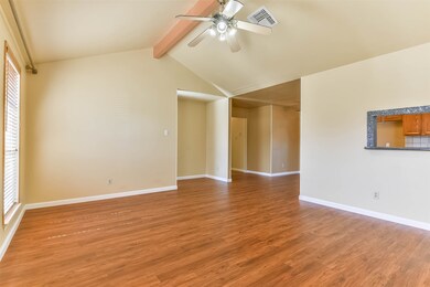 9507 Kingsvalley St, Houston, TX 77075 - photo 7