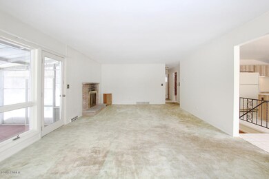 1745 Ball Ave NE, Grand Rapids, MI 49505 - photo 3