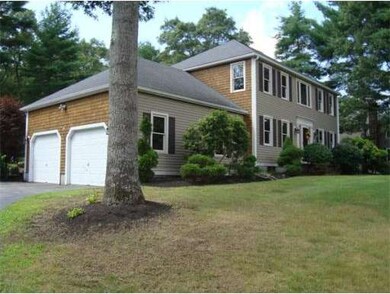55 Hemlock Dr, Pembroke, MA 02359 - photo 2