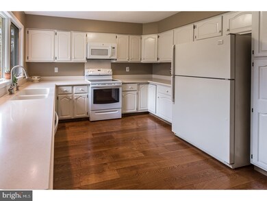 14 Preswick Dr, Medford, NJ 08055 - photo 7