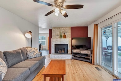 297 Garland Way N, Keizer, OR 97303 - photo 4