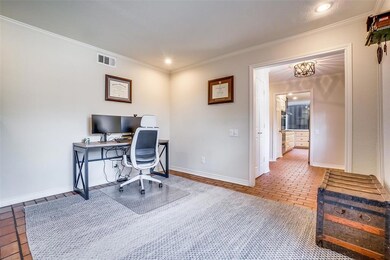 2827 Lawtherwood Place, Dallas, TX 75214 - photo 5