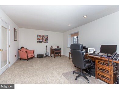 1045 Beverly Ln, Newtown Square, PA 19073 - photo 7