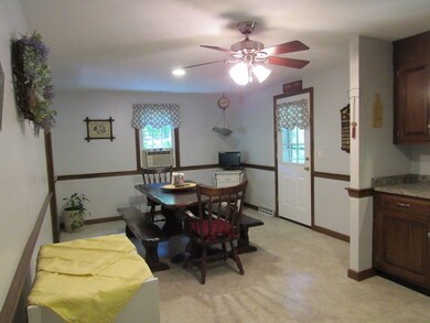 10 Mary Dr, Mendon, MA 01756 - photo 5