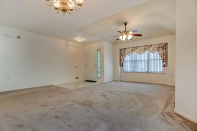004_Dining & Living Room