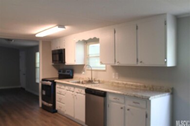 4187 Rabbit Crossing Ln, Conover, NC 28613 - photo 2