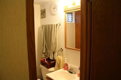 208 W 1st St, Hugoton, KS 67951 - photo 6