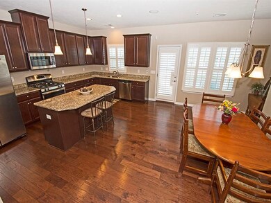 LARGE KITCHEN & DINING AREA WITH 4' EXTENSION