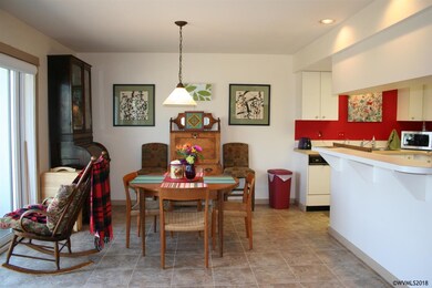 1840 13th St SE, Salem, OR 97302 - photo 7