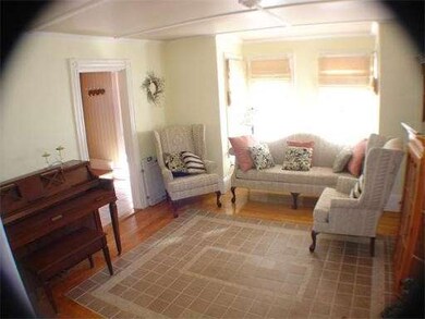 19 Minerva St, Swampscott, MA 01907 - photo 6