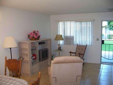 10963 W Santa fe Dr unit 32, Sun City, AZ 85351 - photo 4