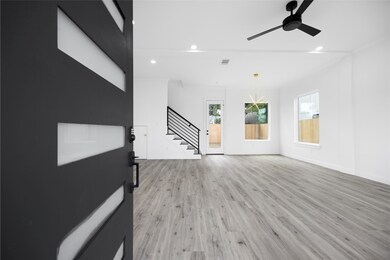 4212 Alvin St unit A/B, Houston, TX 77051 - photo 4