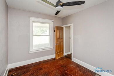 921 Butler St, Toledo, OH 43605 - photo 7