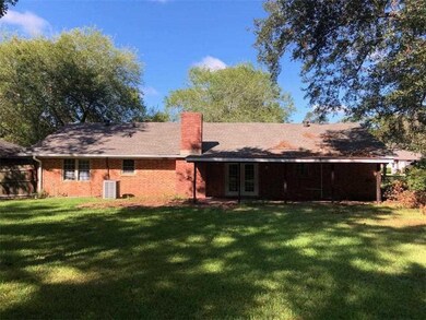 214 Fendler Pkwy, Pineville, LA 71360 - photo 2