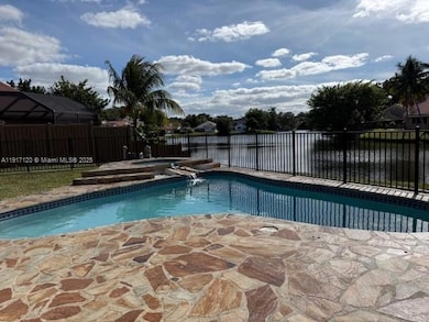 1875 NW 93rd Way, Plantation, FL 33322 - photo 5