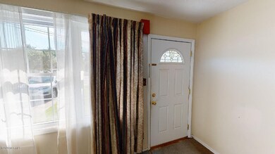 716 Henderson Dr, Jacksonville, NC 28540 - photo 4