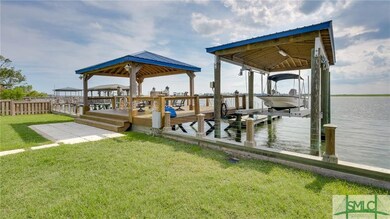 A waterfront entertainers delight, this property h