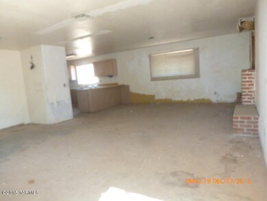 LISTING PHOTOS