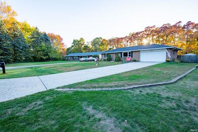 58051 Concord Valley Dr, Elkhart, IN 46517 - photo 3