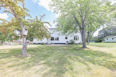 1212 Lakeside Dr, Alexandria, MN 56308 - photo 4