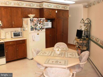 817 Carey Dr, Greencastle, PA 17225 - photo 3