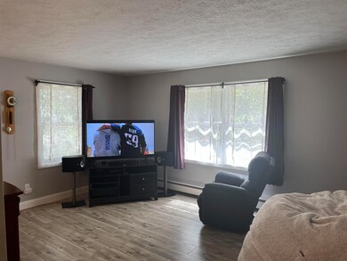 152 W Parish Rd, Concord, NH 03303 - photo 5